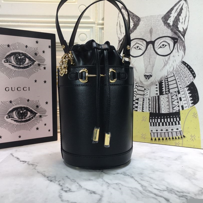 G*u*i bucket bags